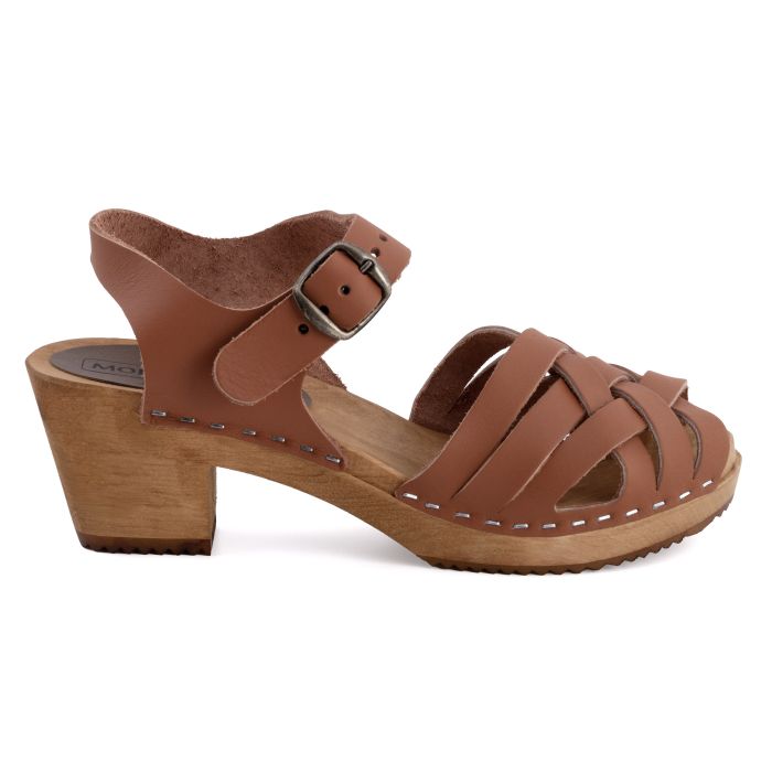 betty-luggage Betty Luggage