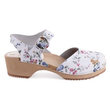 mona-fancy-linnea Mona Fancy Linnea